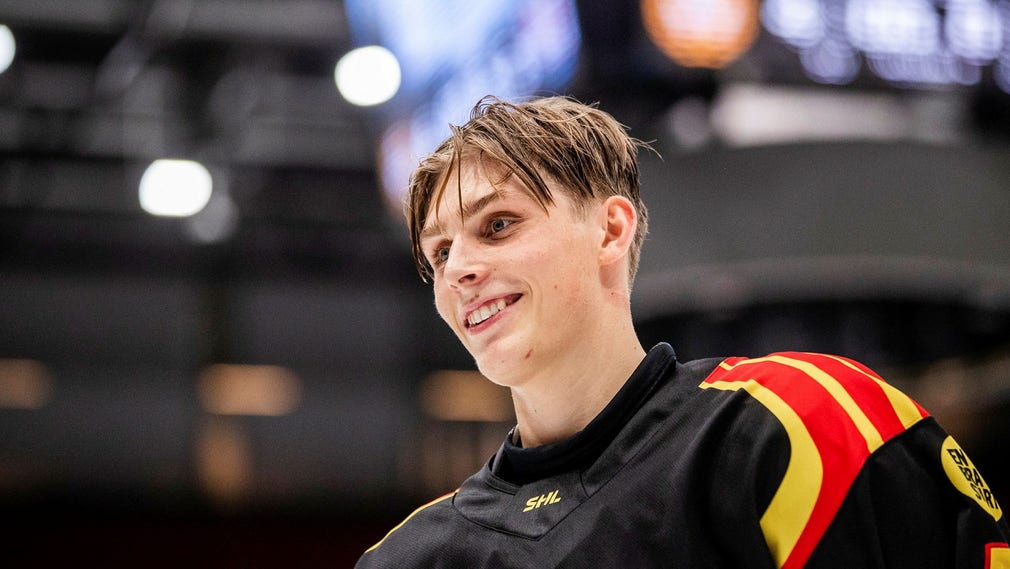 Il Noel Nord di Brynäs festeggia dopo la partita di hockey su ghiaccio SHL tra Brynäs e Timrå.