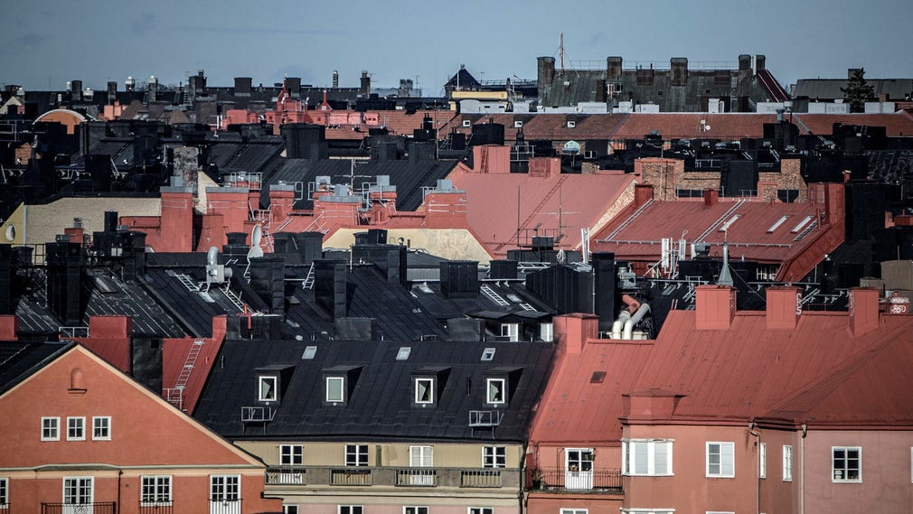 Mäklarna måste bli tydligare med bostadsrättsföreningarnas skuldsättning.