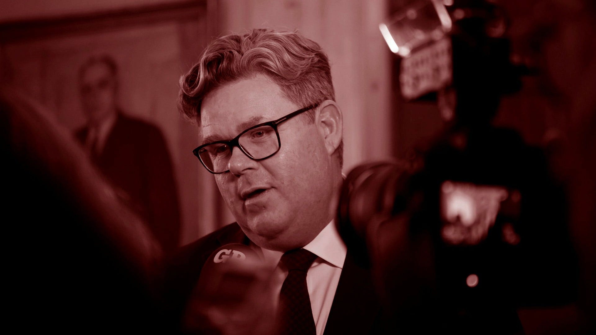 Justitieministern pratar gärna om målkonflikter.