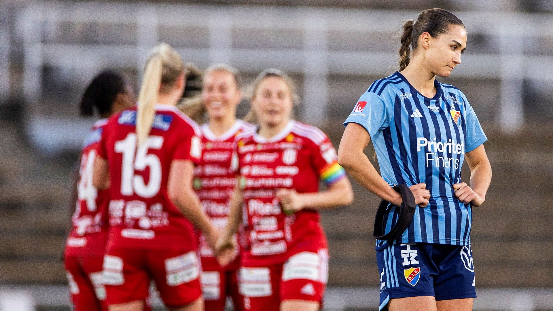 Djurgårdens Lova Lundin deppar efter förlusten.
