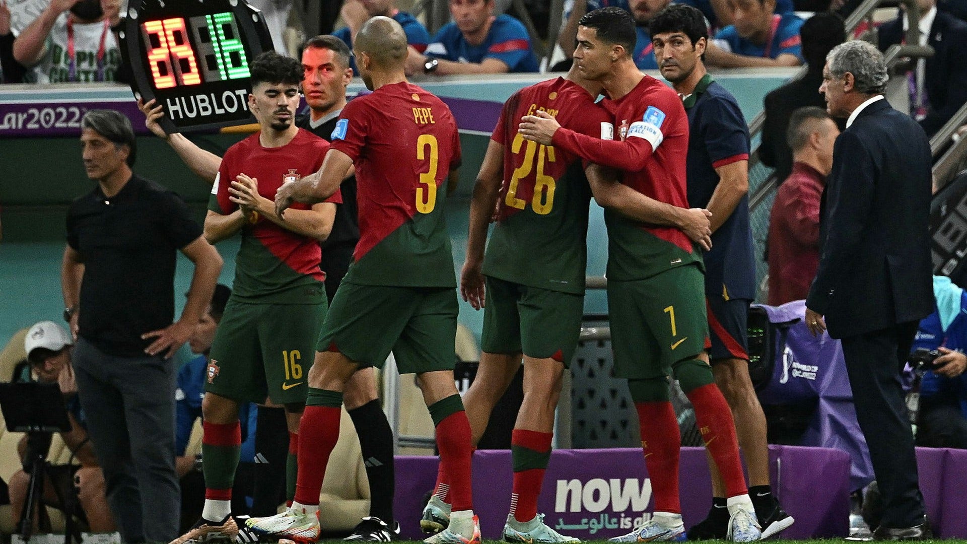 Hattrick-hjälten Gonçalo Ramos byts ut mot Cristiano Ronaldo mot Schweiz.