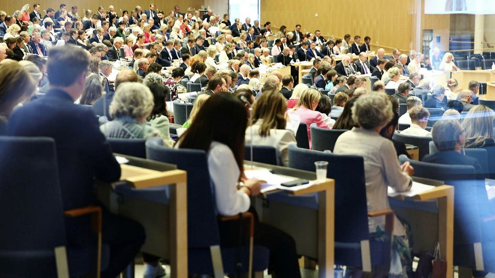 Riksdagsledamöter under dagens omröstningen av vårbudgeten i riksdagen.