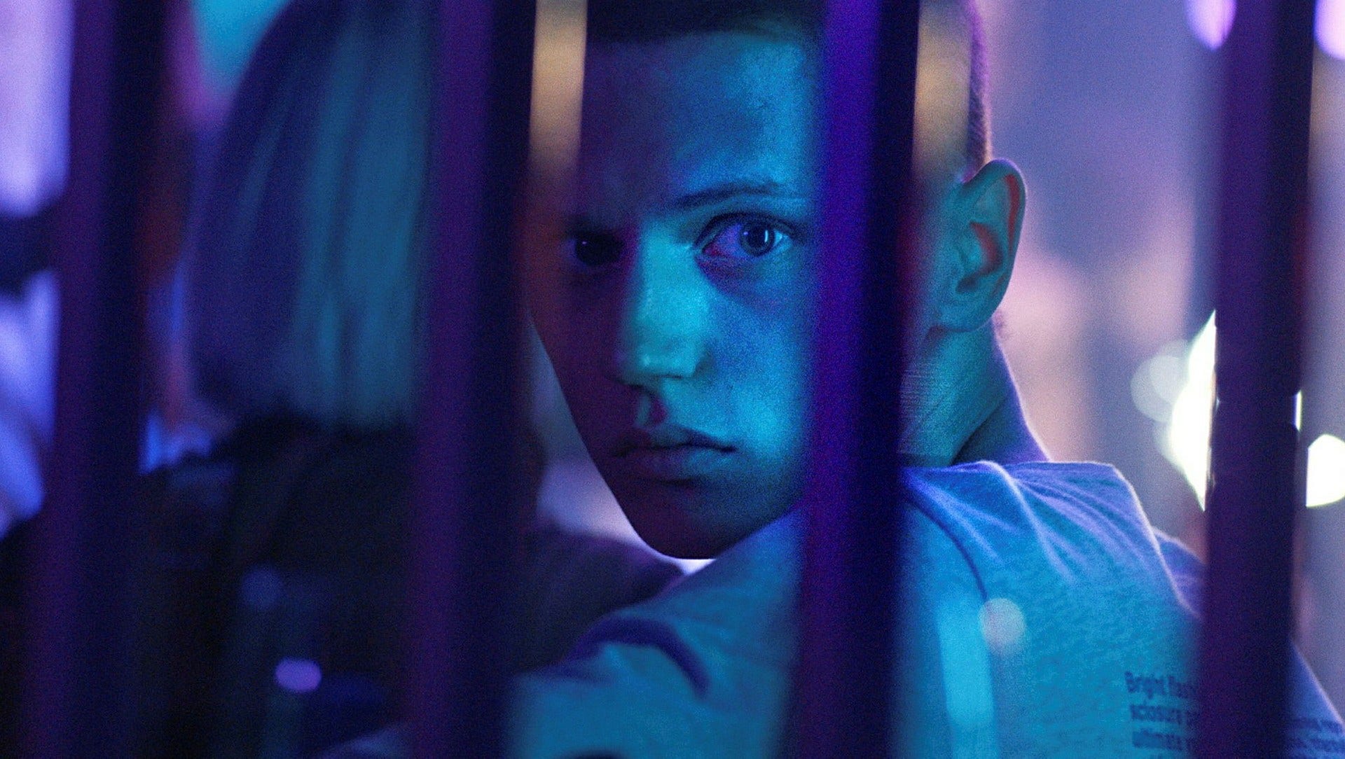 Erik Enge i rollen som fotbollslöftet Martin i Ronnie Sandahls film ”Tigrar”