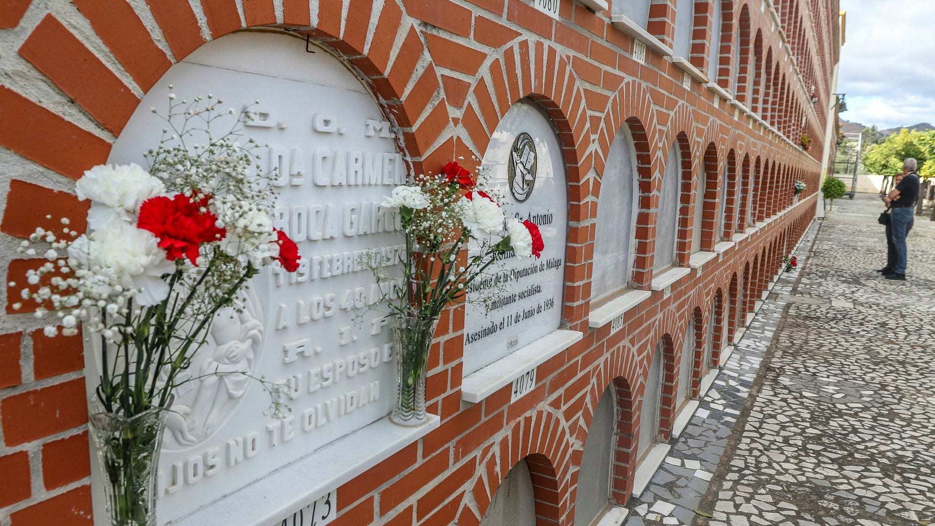 Kyrkogården i Malaga kommer byggas ut och få en del avsedd för husdjur, meddelar staden.