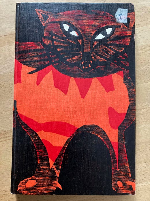 ”De röda kattorna” av Maria Lang.