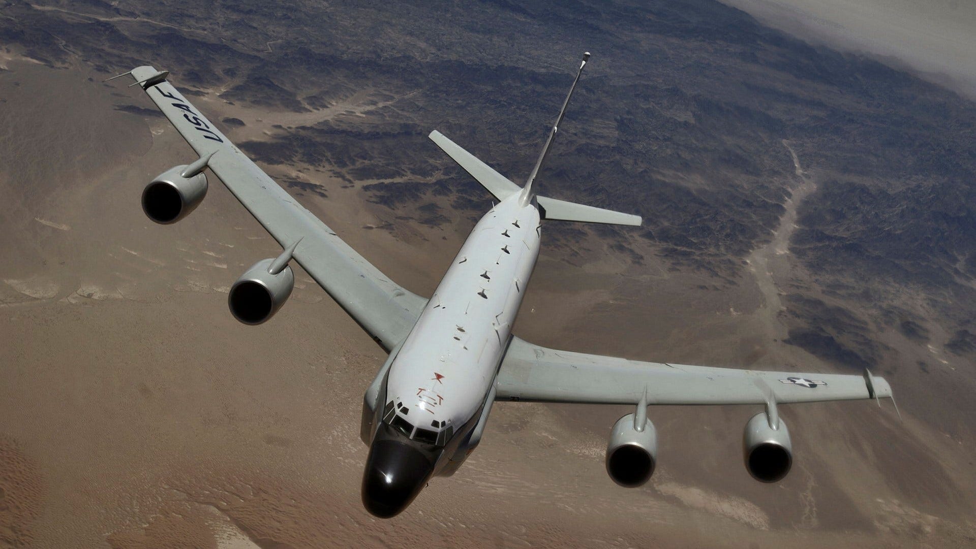 Ett amerikanskt signalspaningsflygplan av typen RC-135.