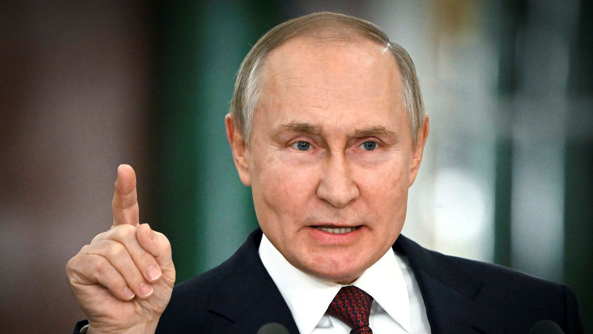 Räkna inte med att ryssarna reser sig mot Putin.