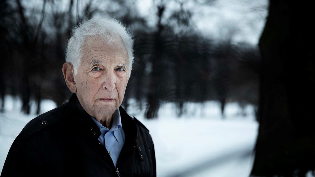 Il detective Daniel Ellsberg è morto.