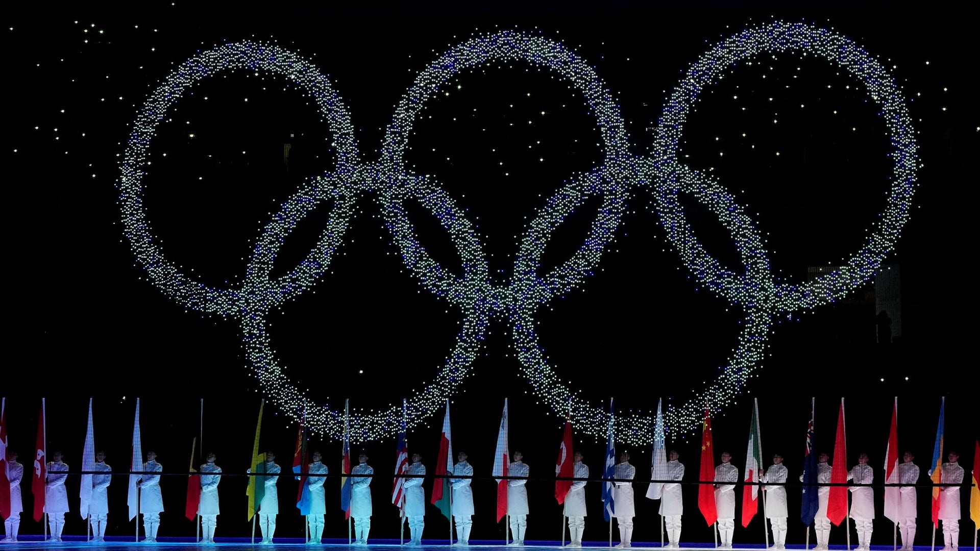 En tidigare styrelseledamot i organisationskommittén för OS i Tokyo 2021 och tre personer från ett klädföretag, som var en överraskningssponsor för spelen, greps på onsdagen misstänkta för mutbrott. Arkivbild.