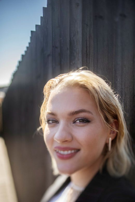 Tove Styrke firar albumsläppet med en spelning på Gröna Lund. ”Nu är jag tydligen en artist som får göra lyxgig i Sverige? Det är ju sjukt. Sjukt – och helt fantastiskt.”