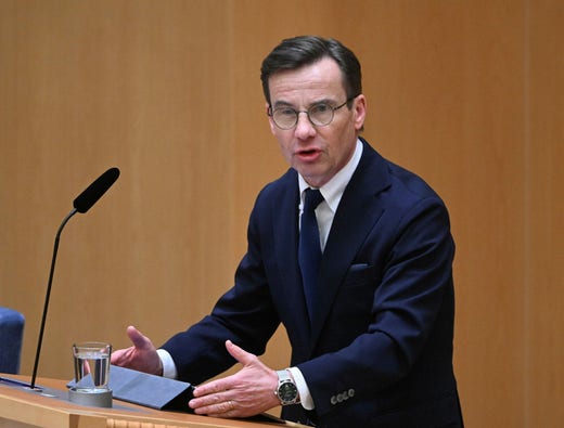 Ulf Kristersson säger att han värdesätter en bred samsyn i frågan om en lagstiftning som bättre skyddar barn.