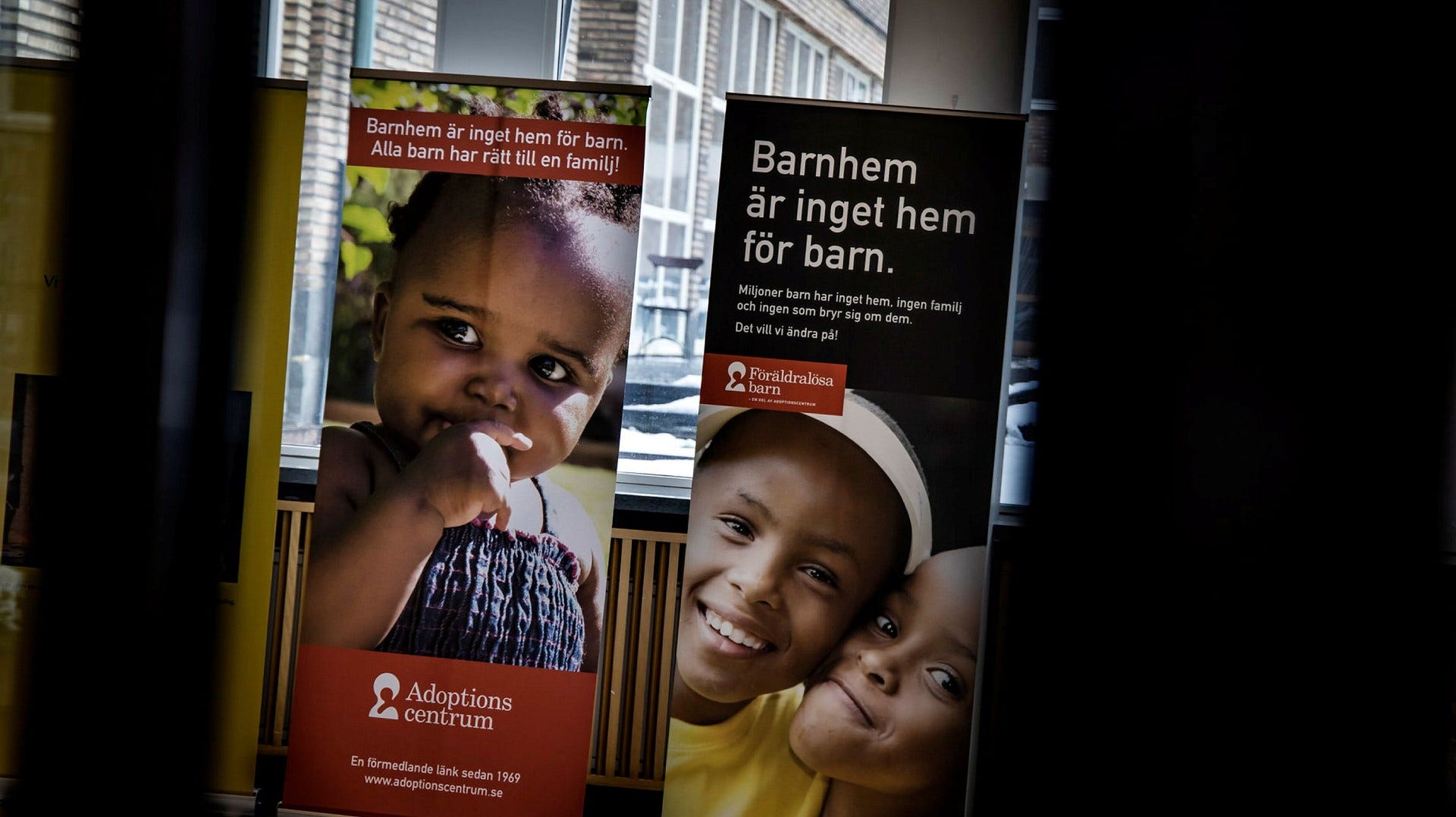 DN har tidigare försökt få en intervju med adoptionsföreningen Adoptionscentrum som förmedlade de allra flesta adoptionerna från Chile till Sverige. Men organisationen har avböjt.