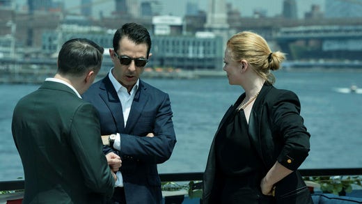 Roman (Kieran Culkin), Kendall (Jeremy Strong) och Shiv (Sarah Snook) i ”Succession”.