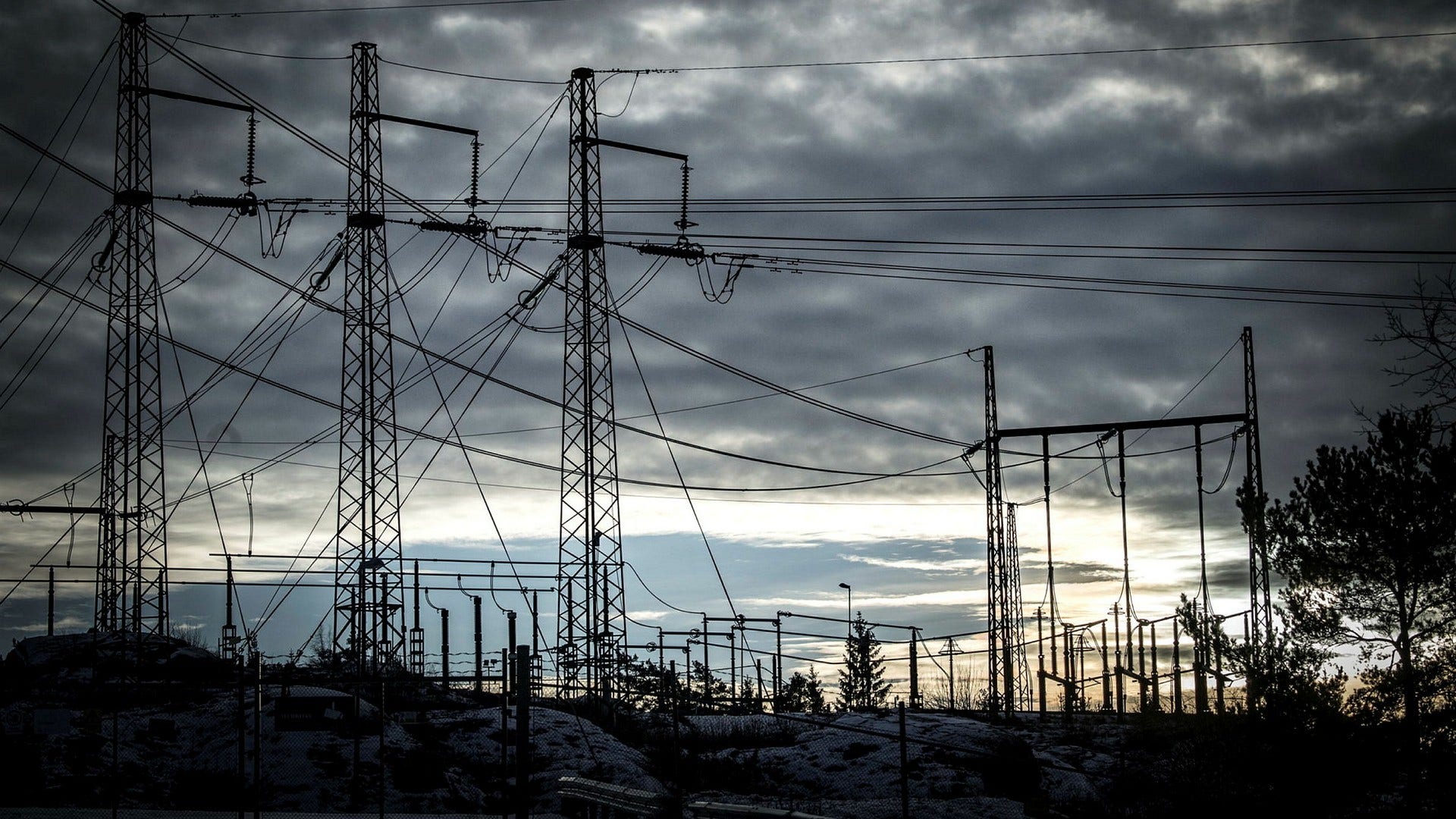 Enligt tidigare uppskattningar krävs investeringar på 500 miljarder kronor i stam- och regionalnät fram till 2045. Siffran är troligen i underkant med tanke på de industrisatsningar i norr som presenterats sedan dess, skriver Svante Axelsson.