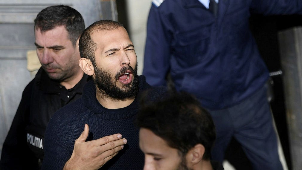 Andrew Tate e suo fratello Tristan stanno andando alle udienze in tribunale all'inizio di febbraio.