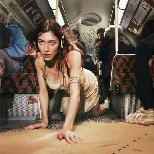 Caroline Polachek - ”Desire, I want to turn into you”
