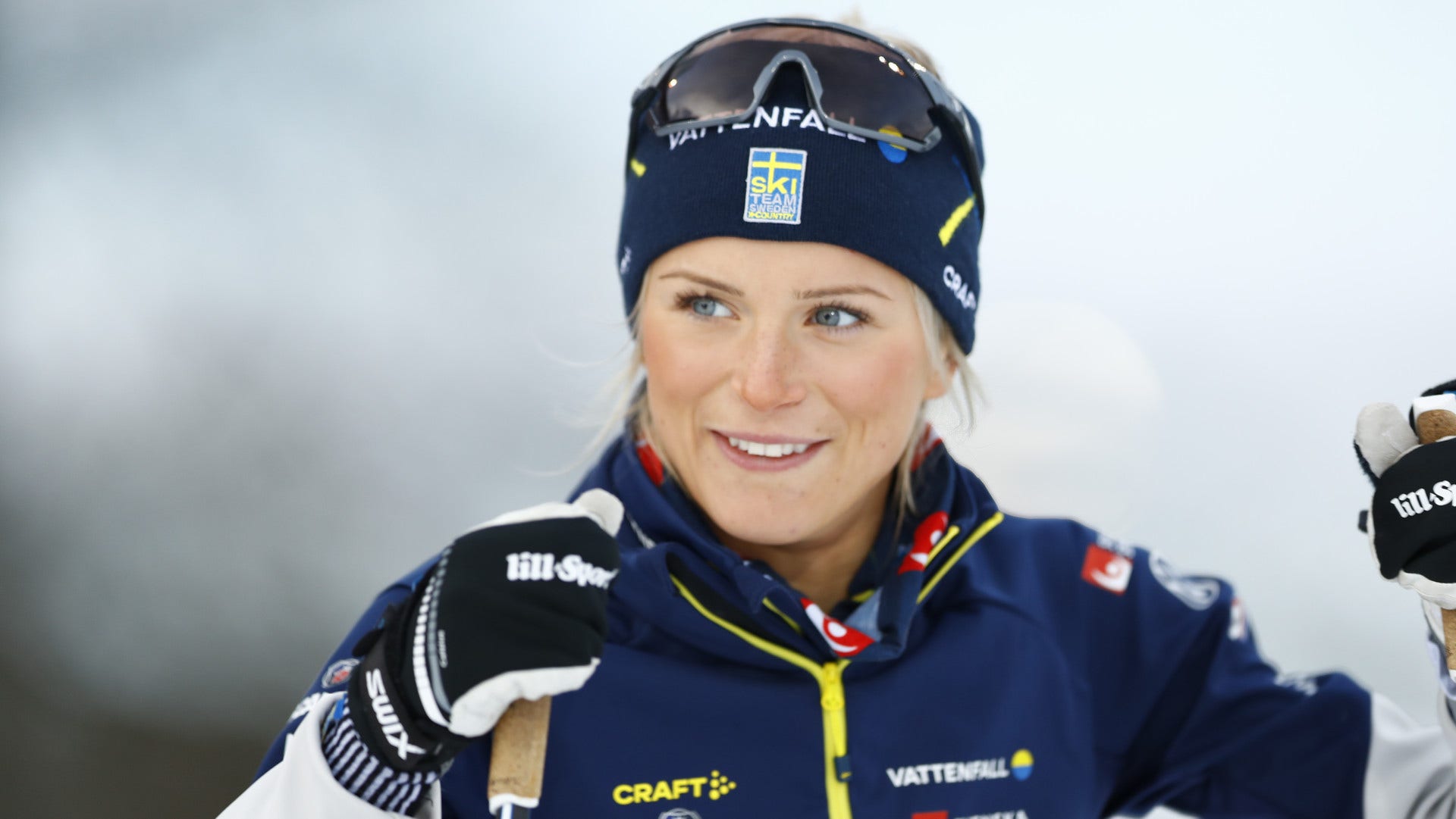 Hotellskadan stoppade Frida Karlsson i Tour de Ski men nu är hon tillbaka i full träning inför världscuperna i Sverige och VM.