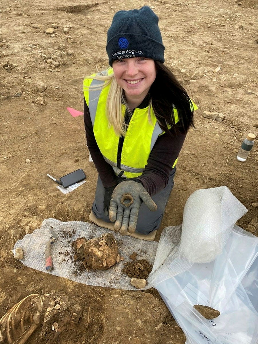 Apart from the remains, objects such as jewellery, knives and ceramics have also been found at the site.