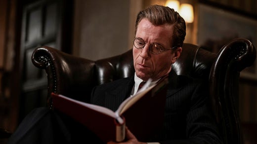 Damian Lewis i ”En spion bland vänner”. Han har tidigare spelat i hyllade tv-serierna ”Billions” och ”Homeland”.