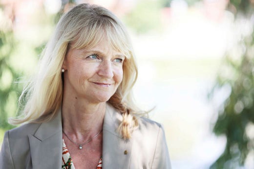 ”Jag känner mig inte orolig, men det är en allvarlig utveckling och vi behöver hantera den”, säger Säpochefen Charlotte von Essen om hoten mot Sverige.