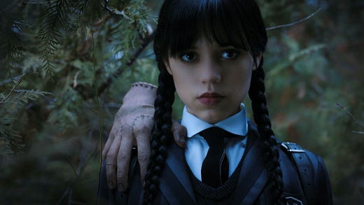 Jenna Ortega spelar titelrollen i ”Wednesday”.