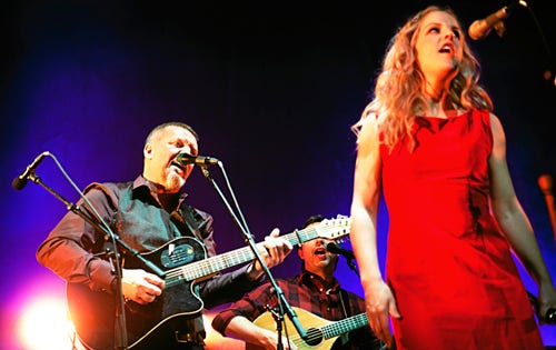 Jul i folkton på Konserthuset, Bollnäs DN.se
