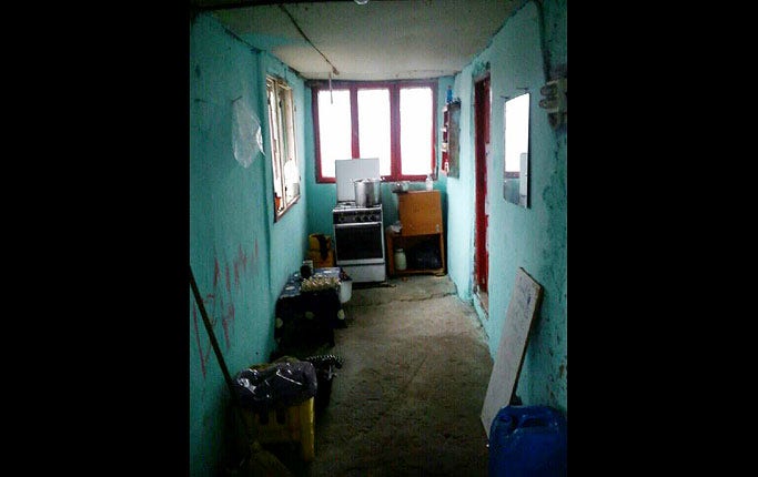 Familjen Sbirceas kök i Malu Vinat.