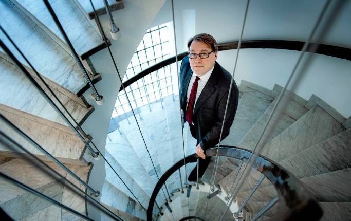Claes Norgren ser allvarligt på hanteringen av säkerhetsfrågor. ” De myndigheter som kan förväntas ha en helhetsbild har den inte.”