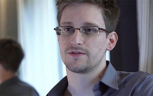 Edward Snowden vill återvända till sitt hemland.