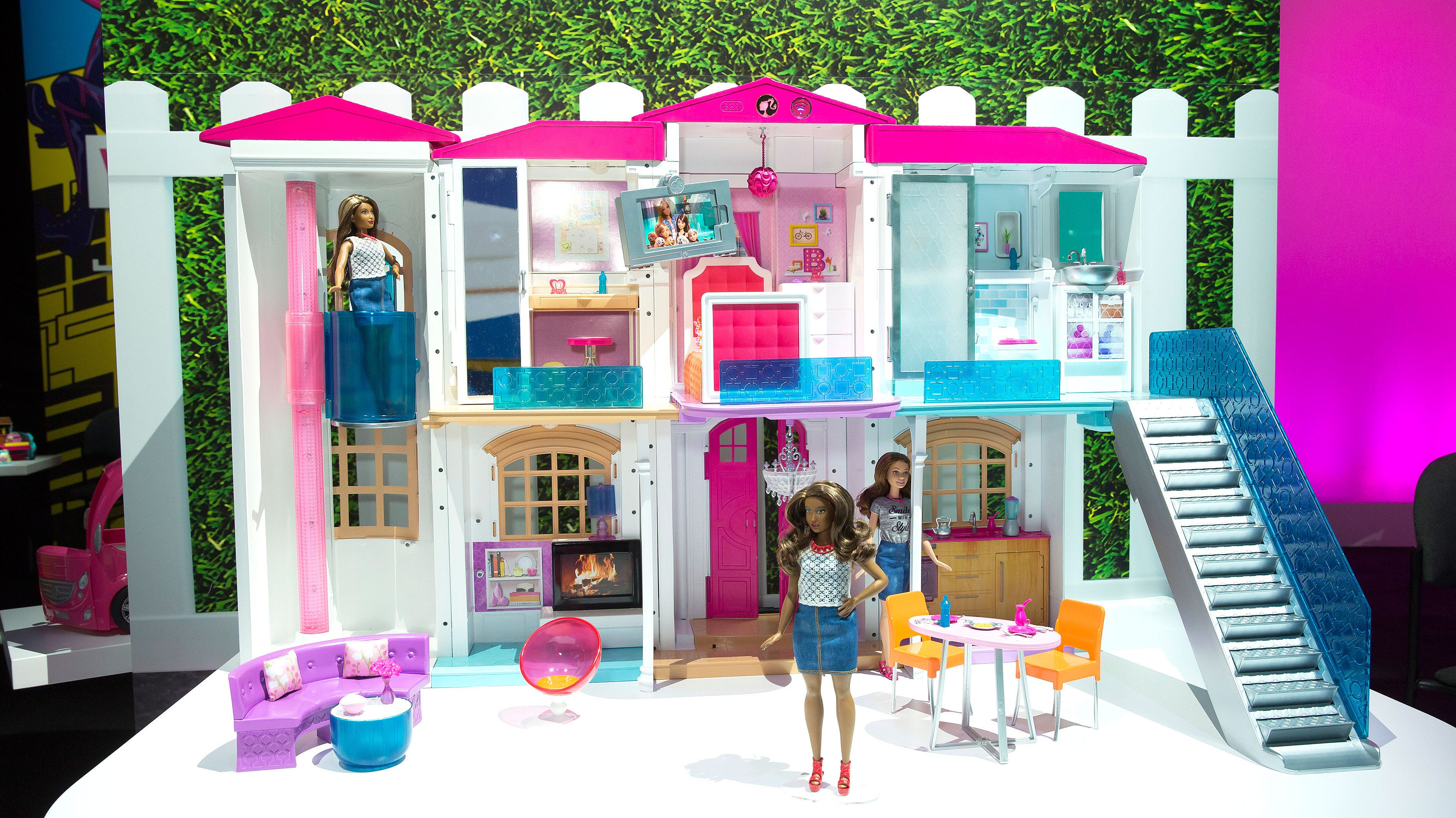 Barbie får smart hem och drönare - DN.SE