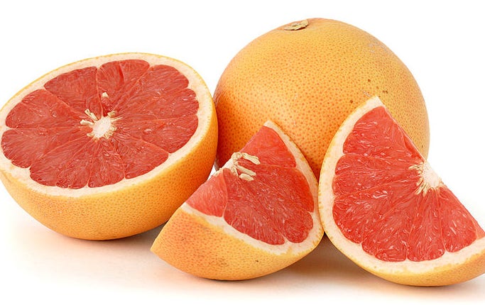 Ett glas grapefruktjuice om dagen gör att cancermedicin lättare tas upp av kroppen, visar en ny studie.