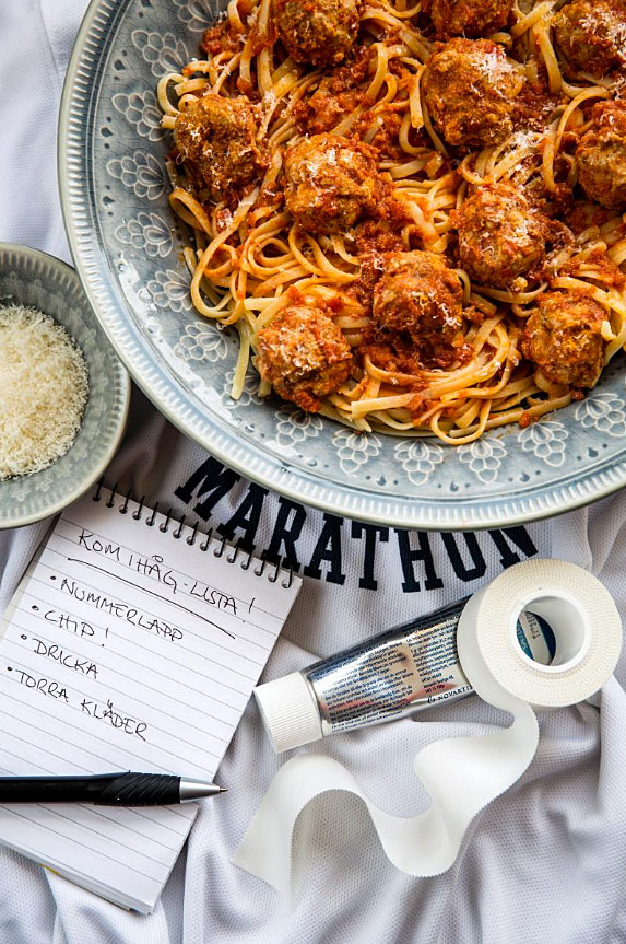 Pasta med kycklingfrikadeller 