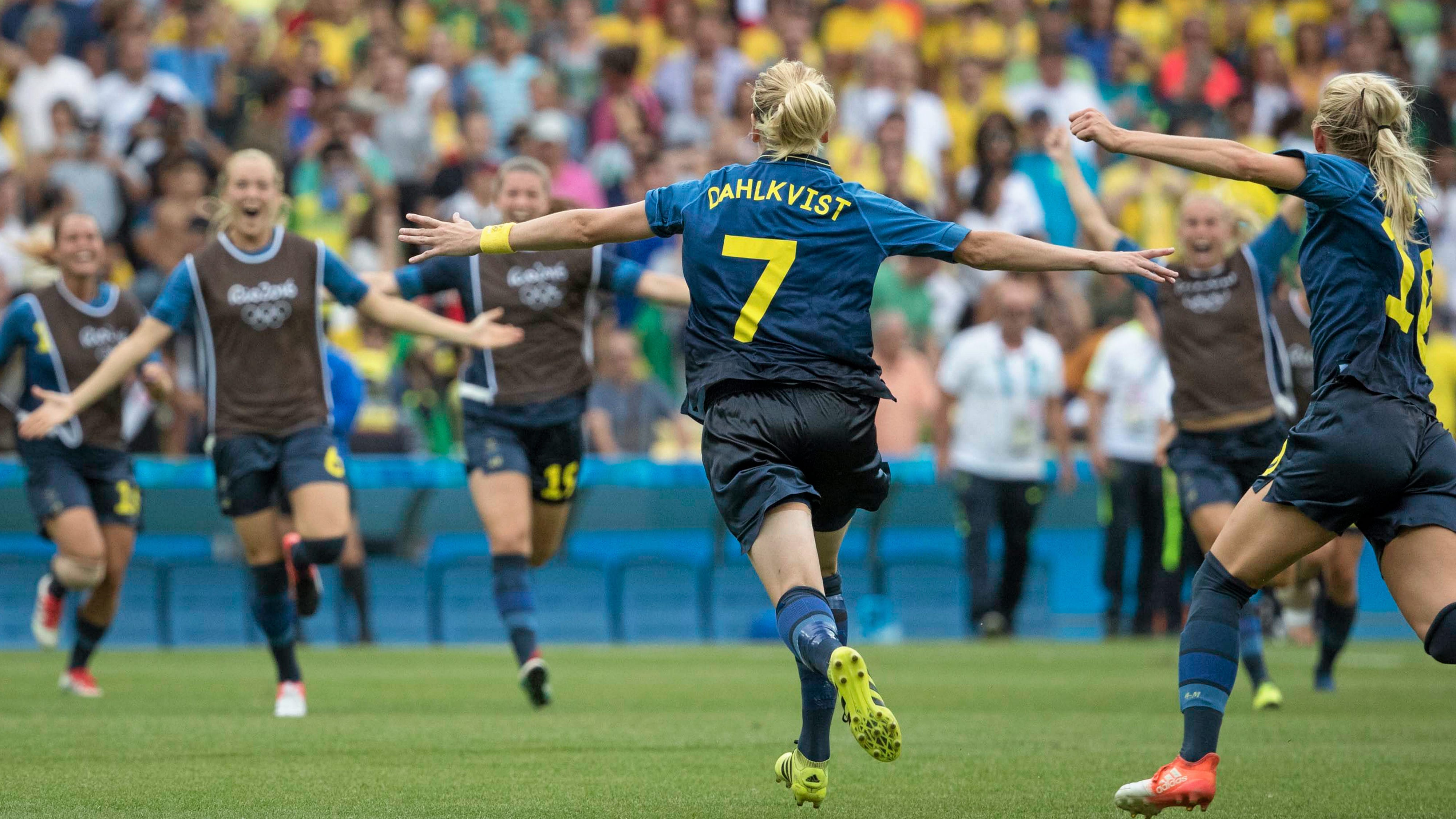 Lisa Dahlkvist avgjorde straffläggningen – igen.