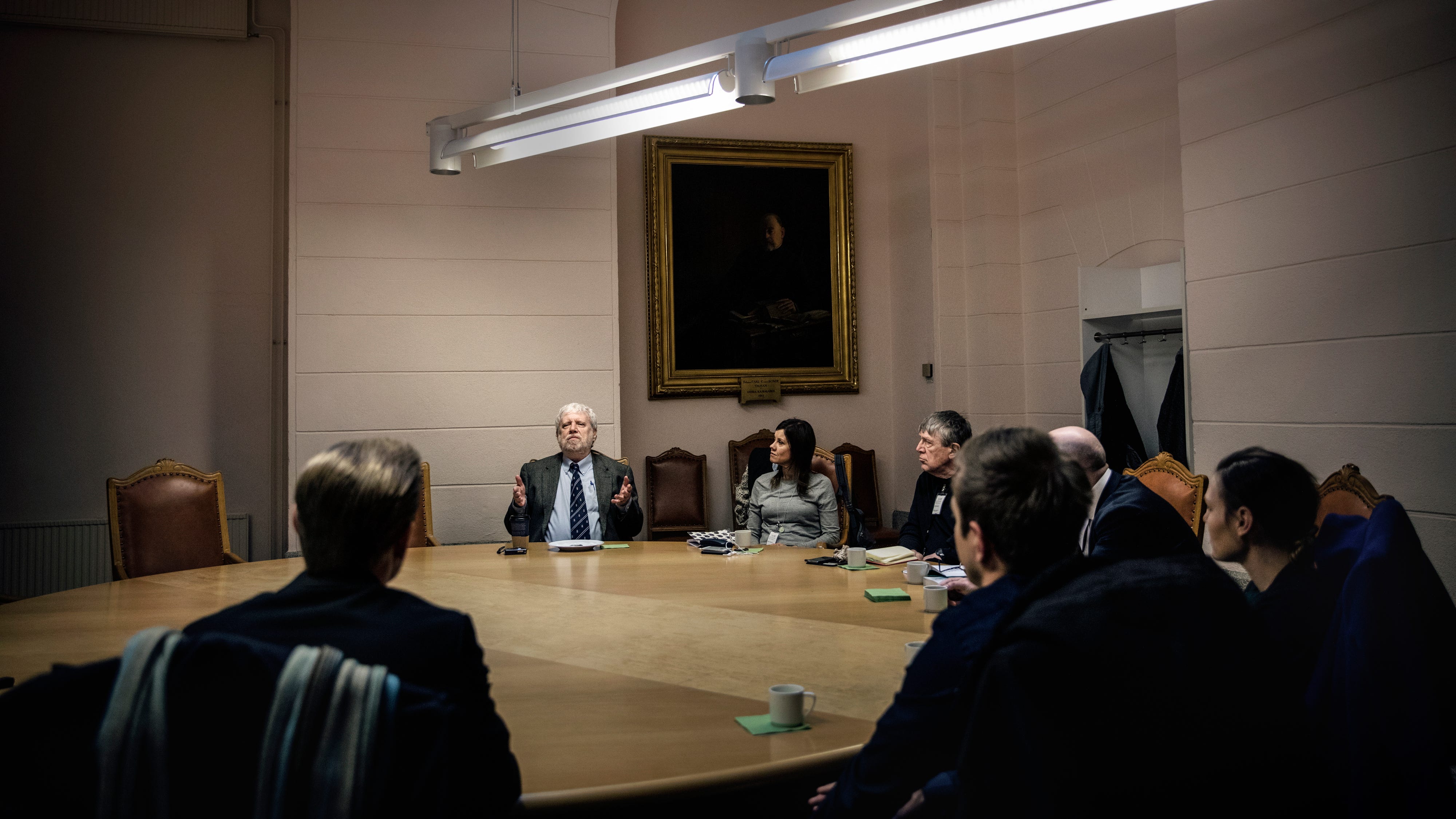 ”Jag tycker att det är synd att den svenska skolan inte riktigt verkar kunna ta vara på sina elever. Det är väl okej för de barn som får en massa resurser och stöd hemifrån, men jag tänker mycket på de som inte ges samma möjligheter”, säger K. Anders Ericsson efter att ha pratat om sin forskning på en workshop i riksdagen.