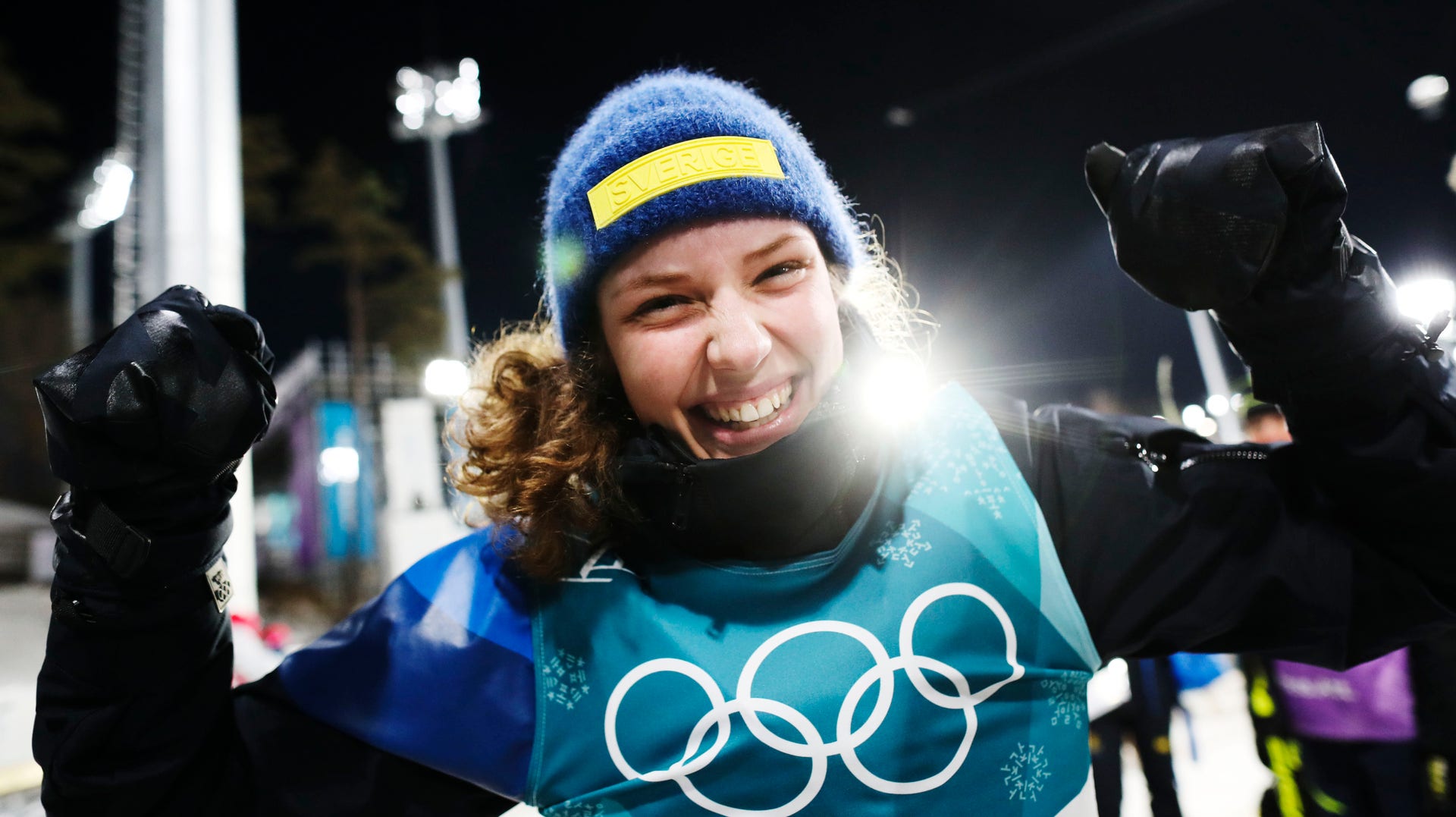 Hanna Öberg efter sitt guld.