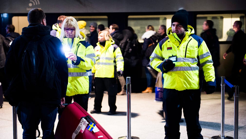 Under flyktingkrisen 2015 beslutade regeringen att införa id-kontroller vid alla Sveriges gränser.