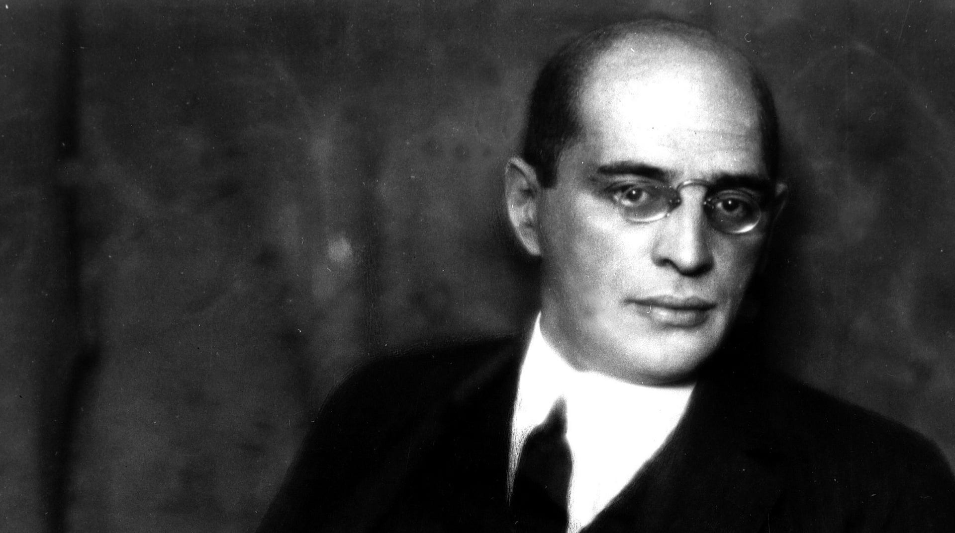 Österrikaren Leo Perutz (1884-1957) sålde i massupplagor. Och den store Jorge Luis Borges gillade hans kriminalromaner.
