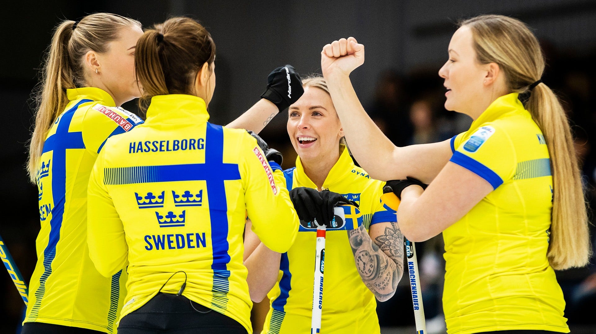 Lag Hasselborg tog en imponerande seger mot Skottland i curling-EM.