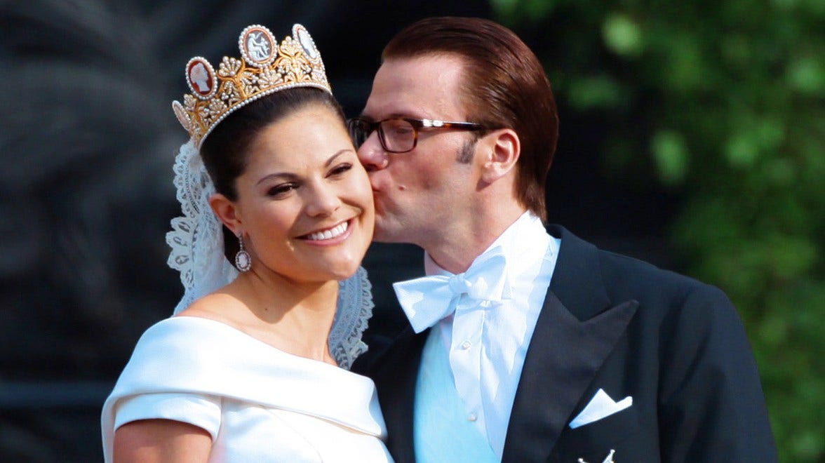 Kronprinsessan Victoria och Daniel Westling gifter sig i Storkyrkan i Stockholm 19 juni 2010.