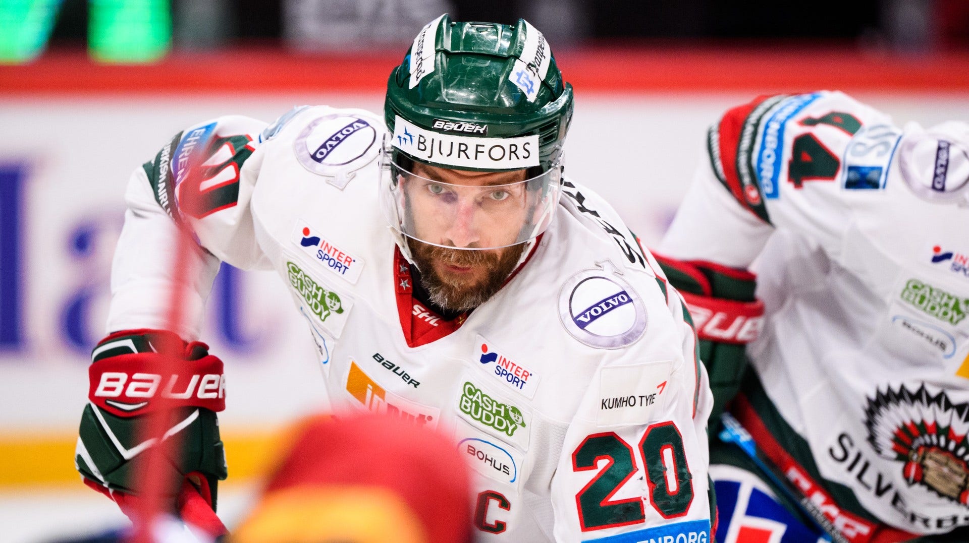Frölundas lagkapten 37-årige lagkapten Joel Lundqvist har alltid guld i blicken.