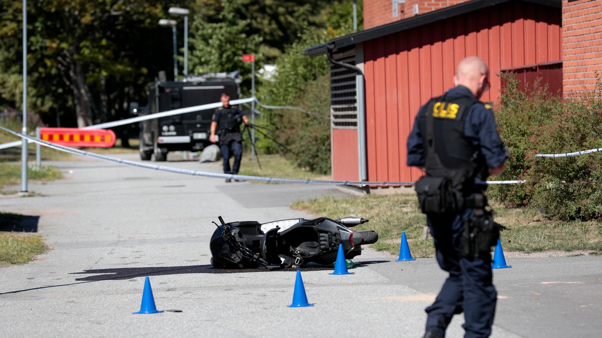 Den 3 juli 2018 mördades två unga personer i stadsdelen Vivalla, Örebro.