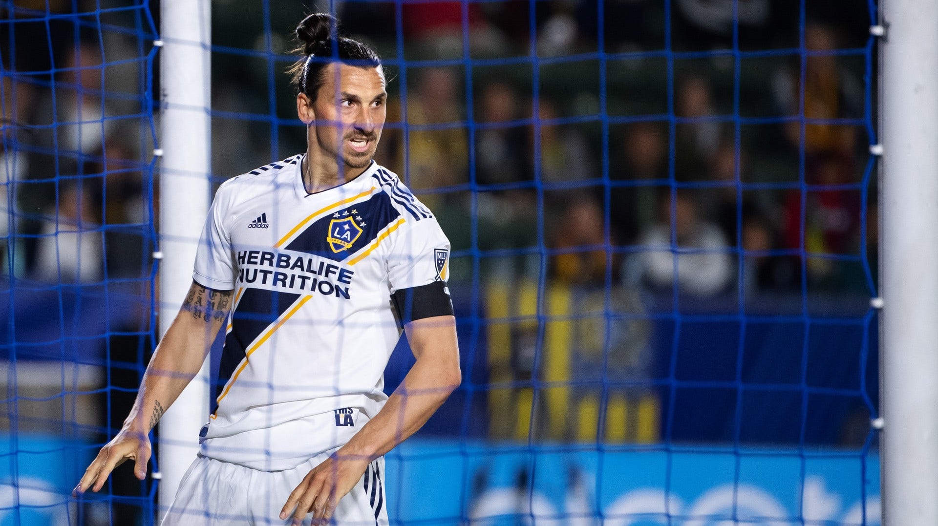 Ibrahimovic gjorde sitt tionde mål för säsongen.
