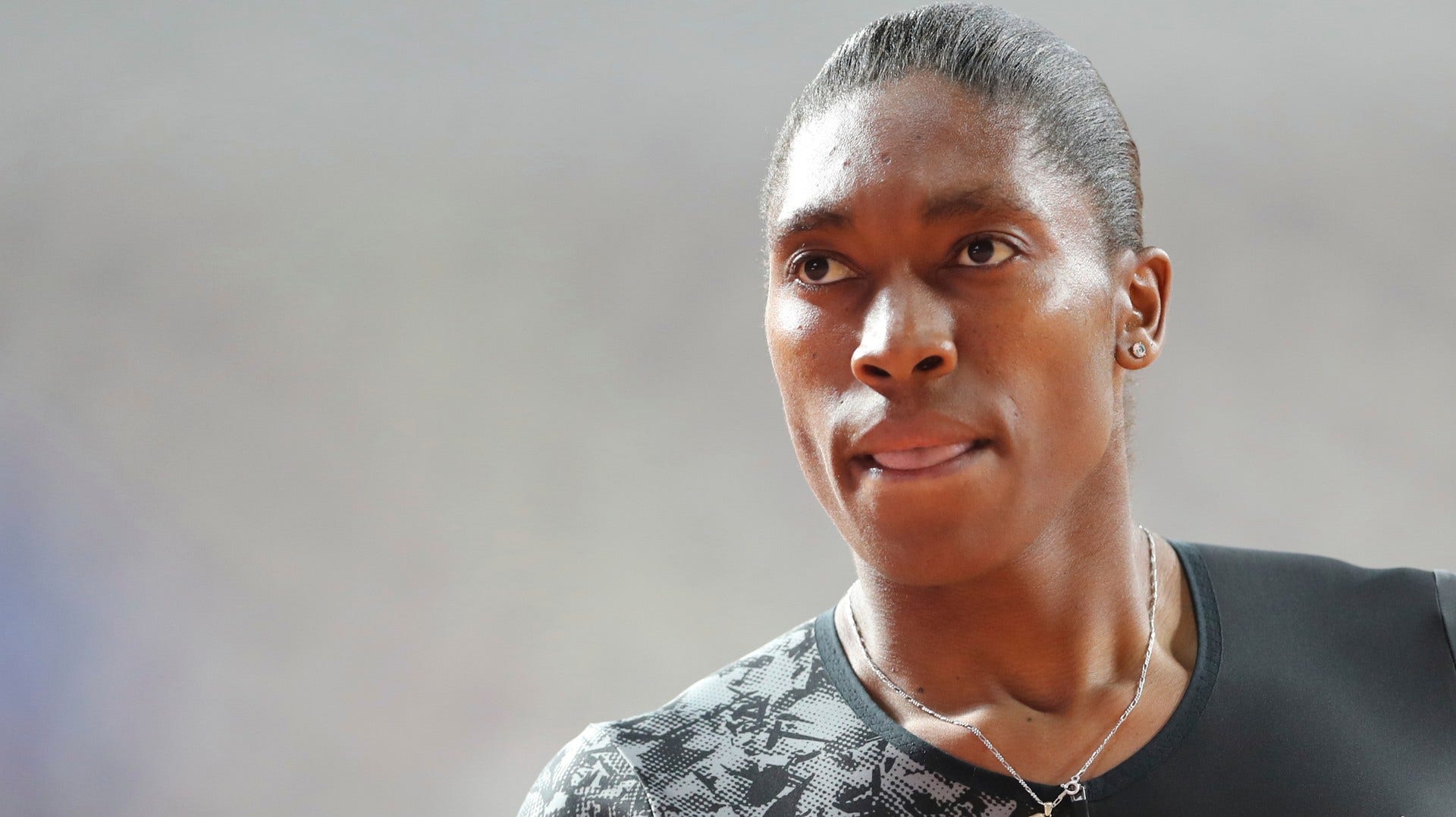 Caster Semenya förlorade i Cas. I dag införs IAAF:s nya regler för hyperandrogena medeldistanslöpare. Men sydafrikanskan vägrar.