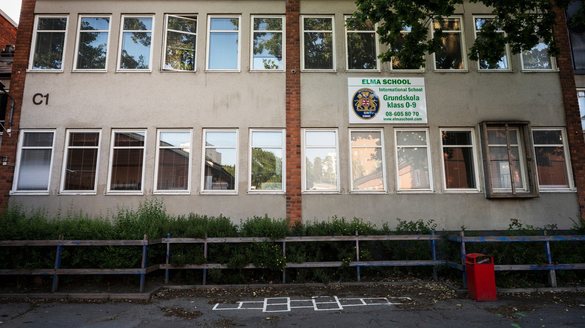 DN har i flera artiklar granskat Elma Schools friskola i Rågsved.