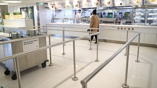 Öde i restaurangen på Ikea i Tornby. Folk stannar hemma på grund av coronaviruset.