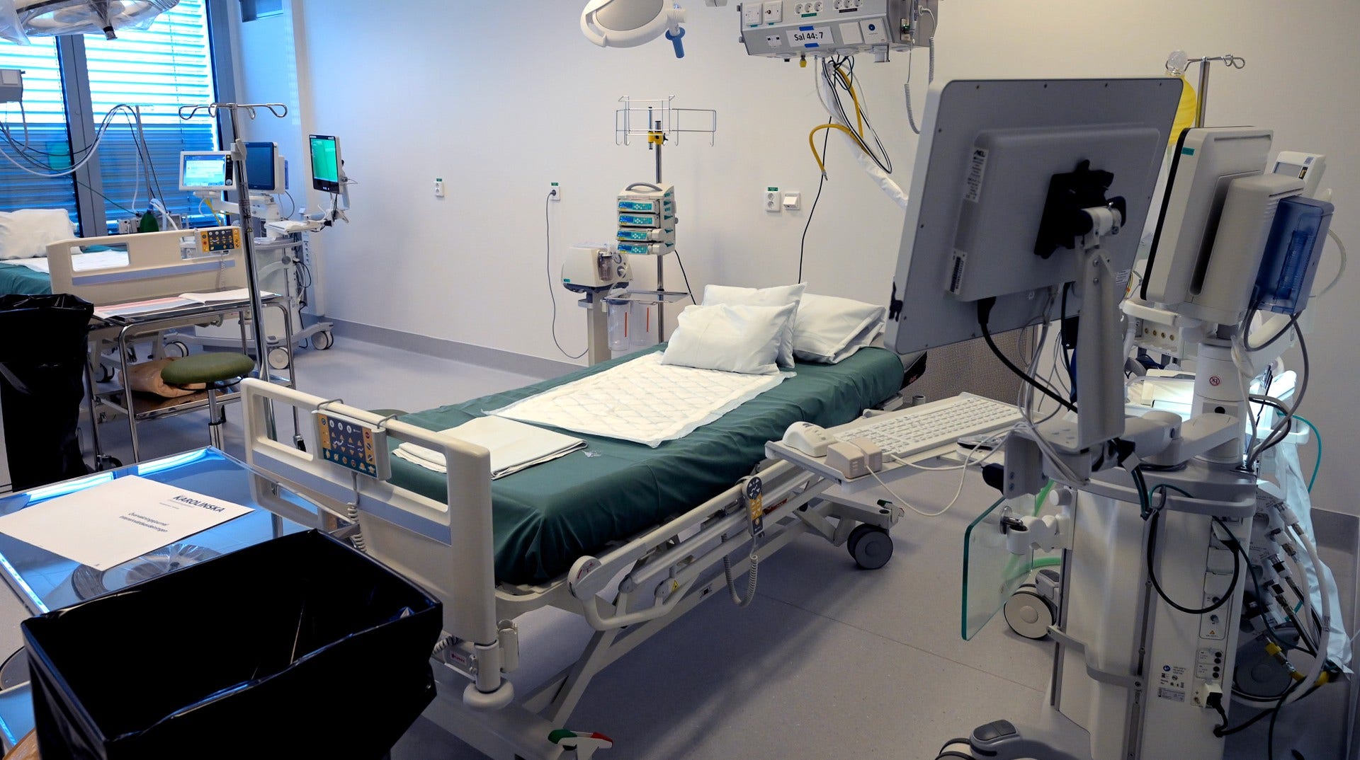 Tillfällig intensivvårdsplats på Karolinska Universitetssjukhuset i Huddinge.
