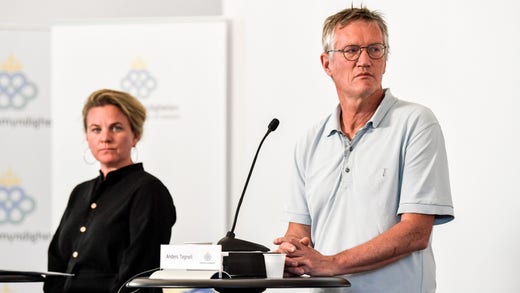 Statsepidemiolog Anders Tegnell och Socialstyrelsens krisberedskapschef Johanna Sandwall.