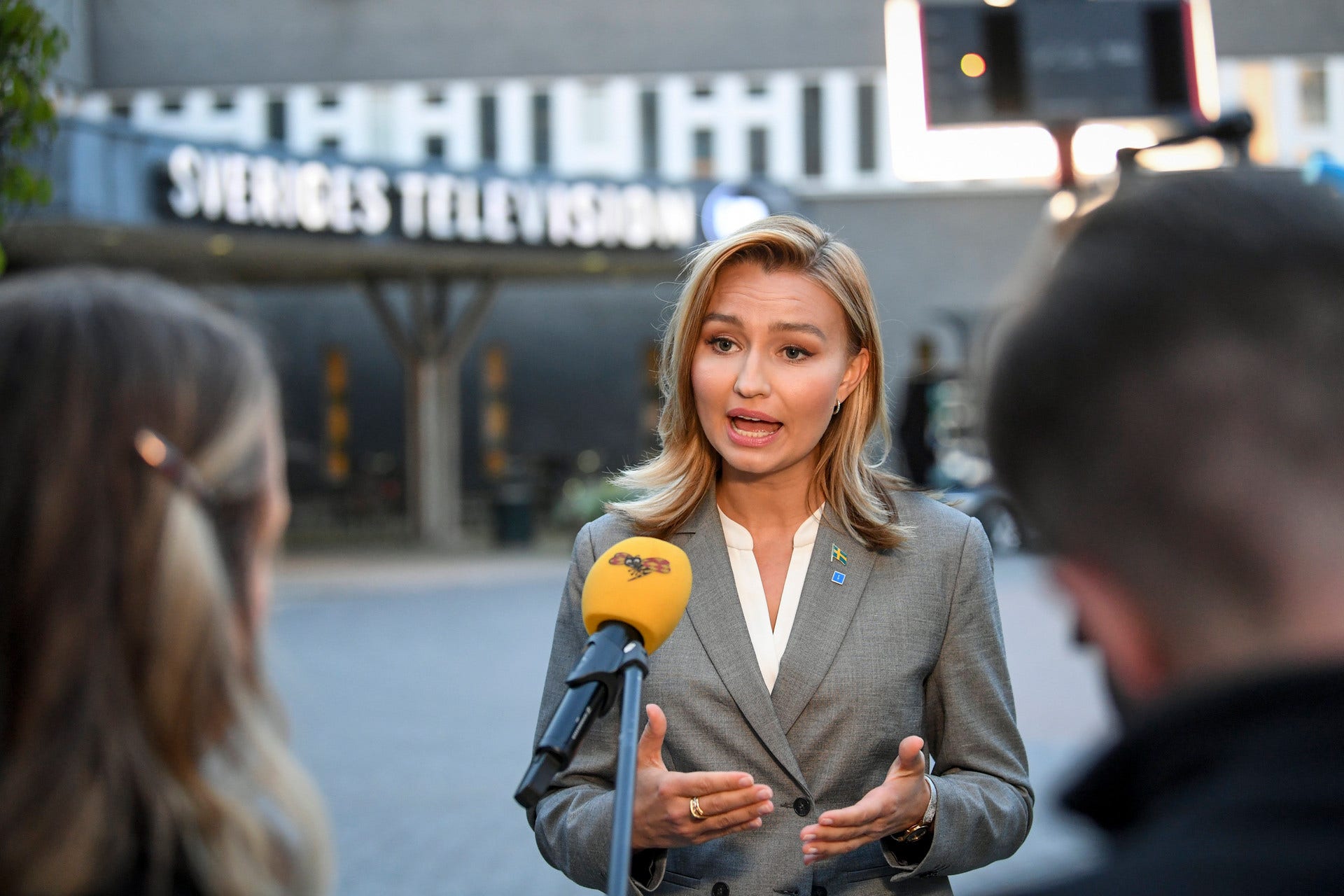 KD-ledaren Ebba Busch gick till hårt angrepp i SVT:s partiledardebatt mot regeringens hantering av coronakrisen.