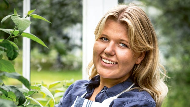 Bak-proffset Hilda Kirkhoff