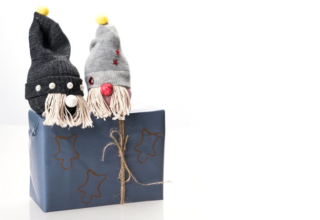 Från trist strumpa till mysig nisse!